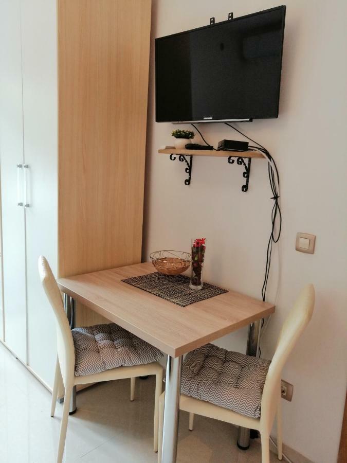 Studio Apartman Irena1 Bijela Luaran gambar